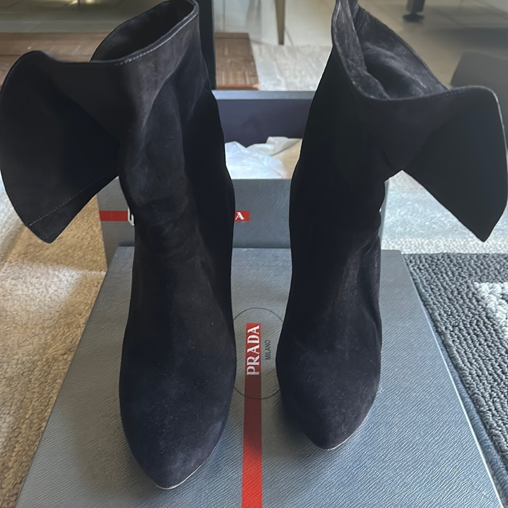 Prada heels bootie’s authentic limited edition